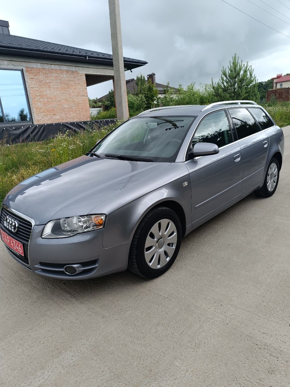 Audi A4 - фото 32