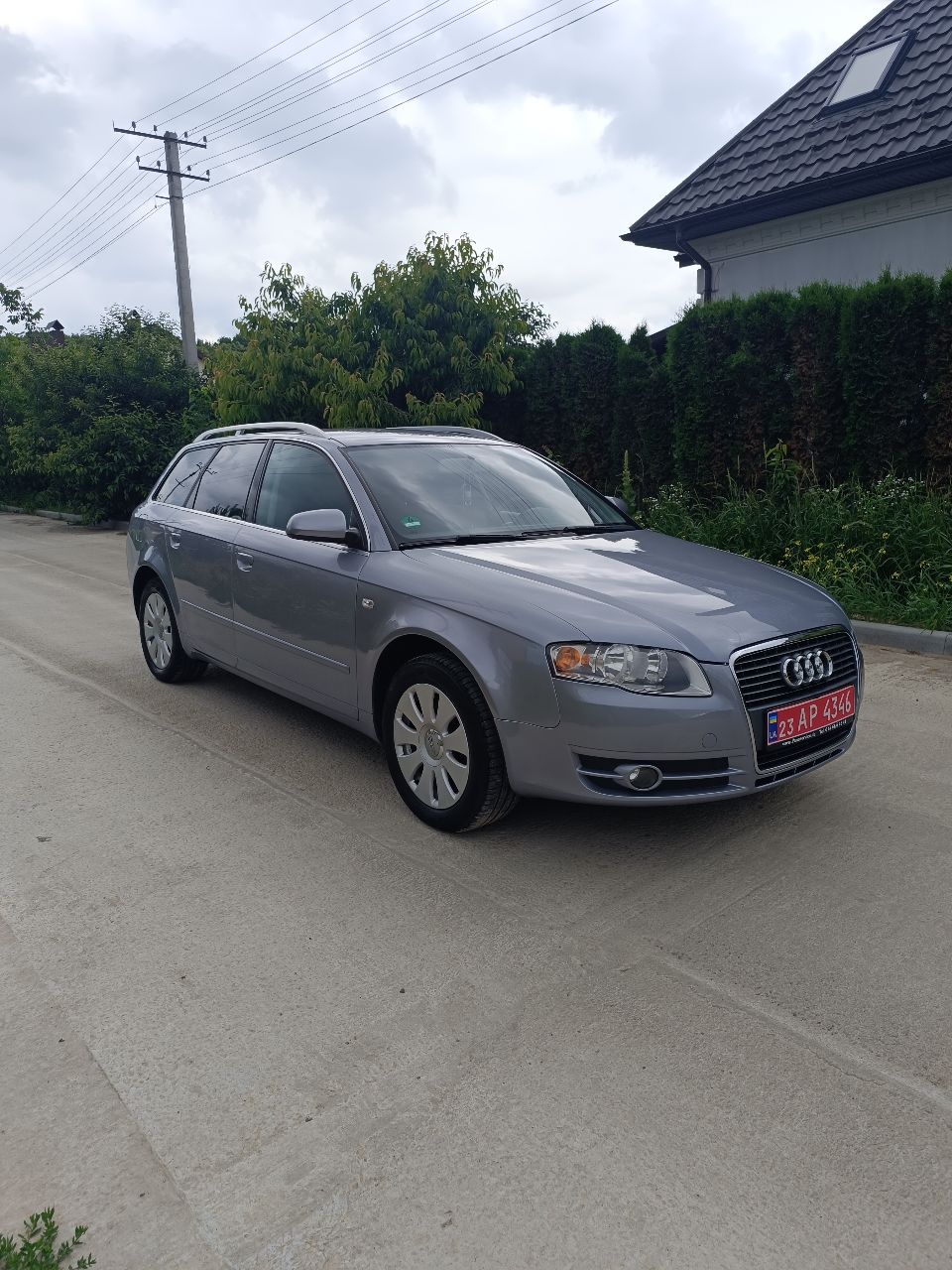 Audi A4 - фото 9