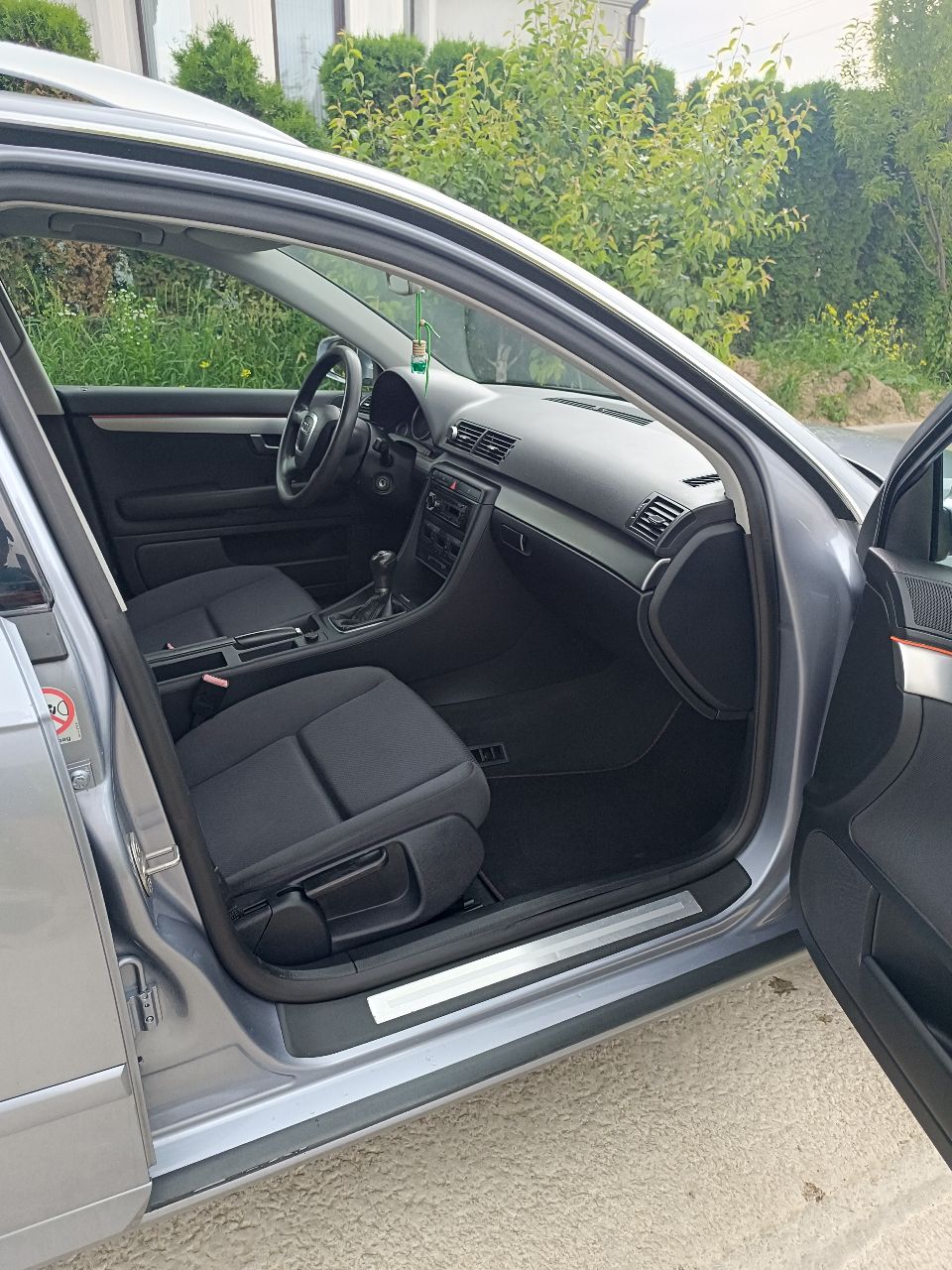 Audi A4 - фото 58