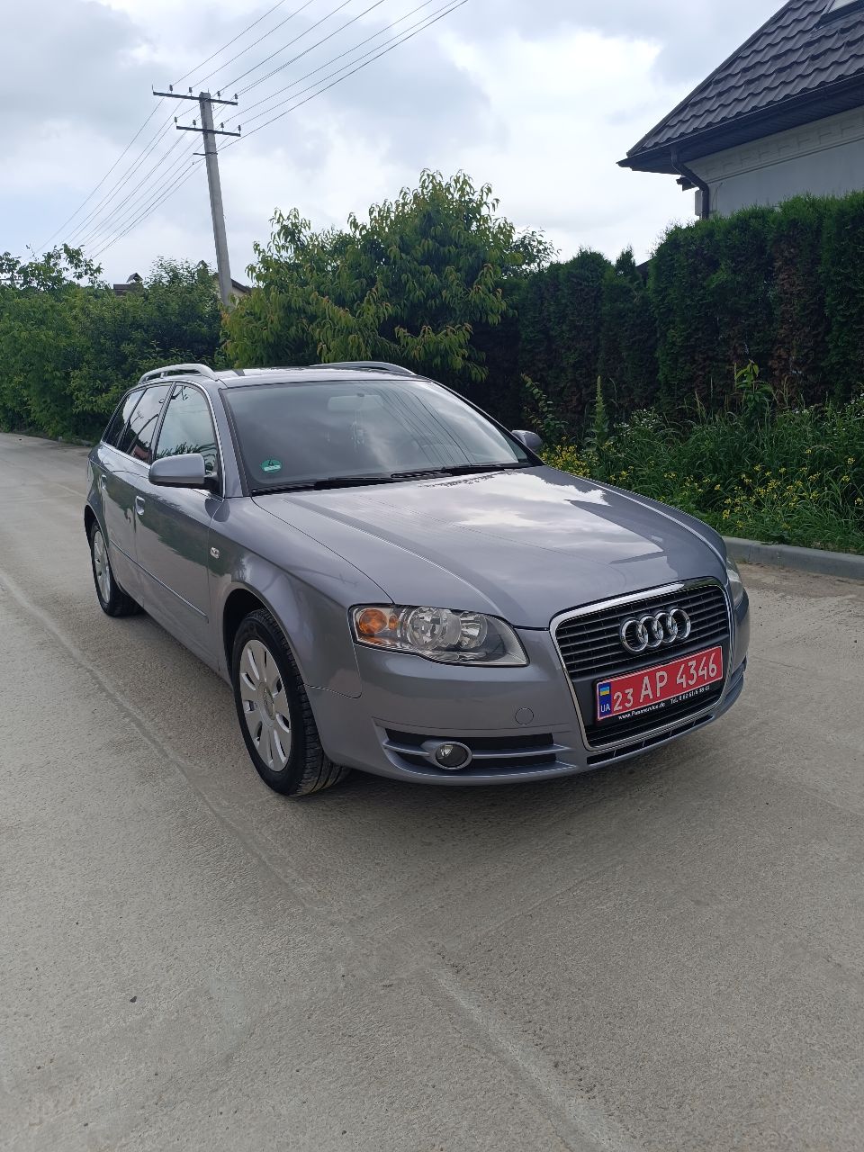 Audi A4 - фото 7