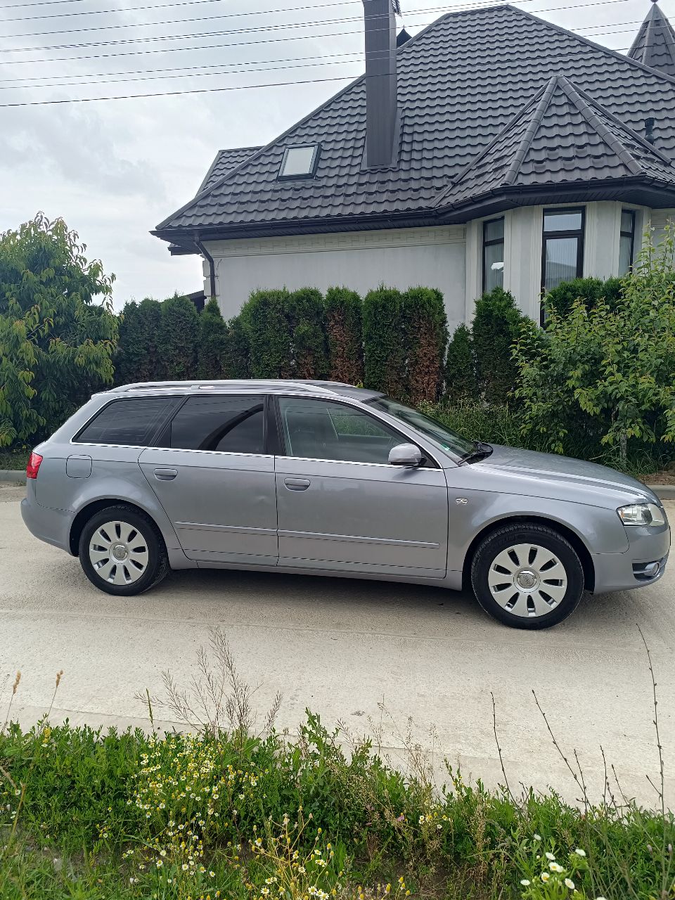 Audi A4 - фото 14