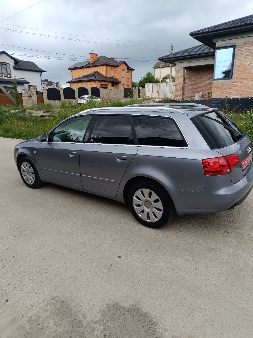 Audi A4 - фото 29