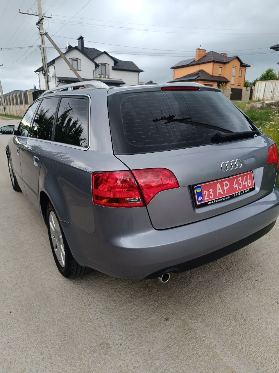 Audi A4 - фото 27