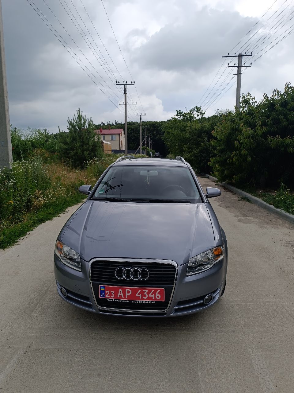 Audi A4 - фото 4