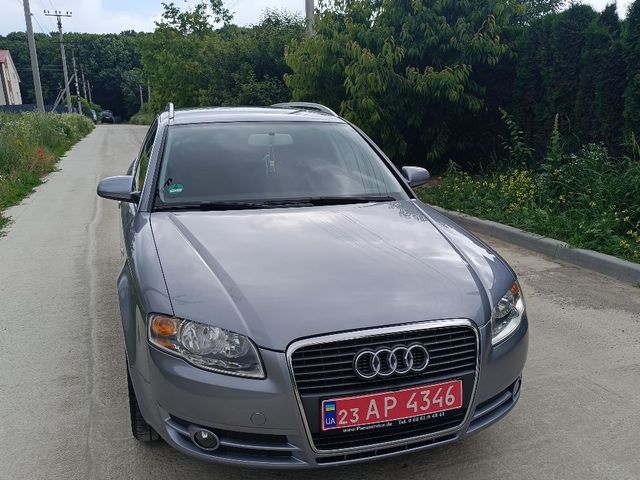 Audi A4 - зображення 5