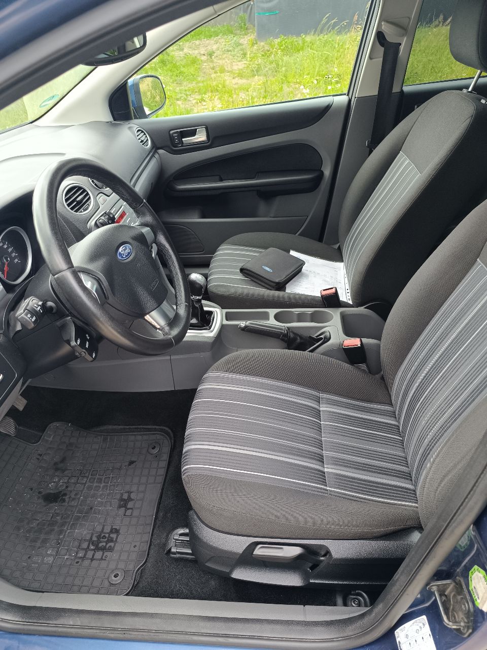 Ford Focus - фото 29