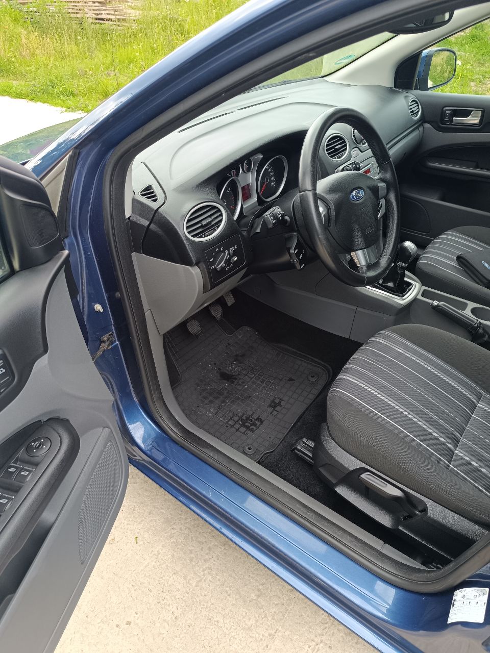 Ford Focus - фото 28