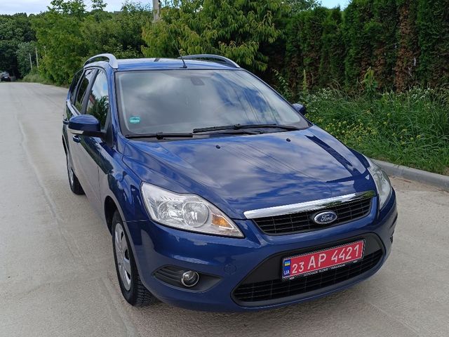 Ford Focus - фото 4