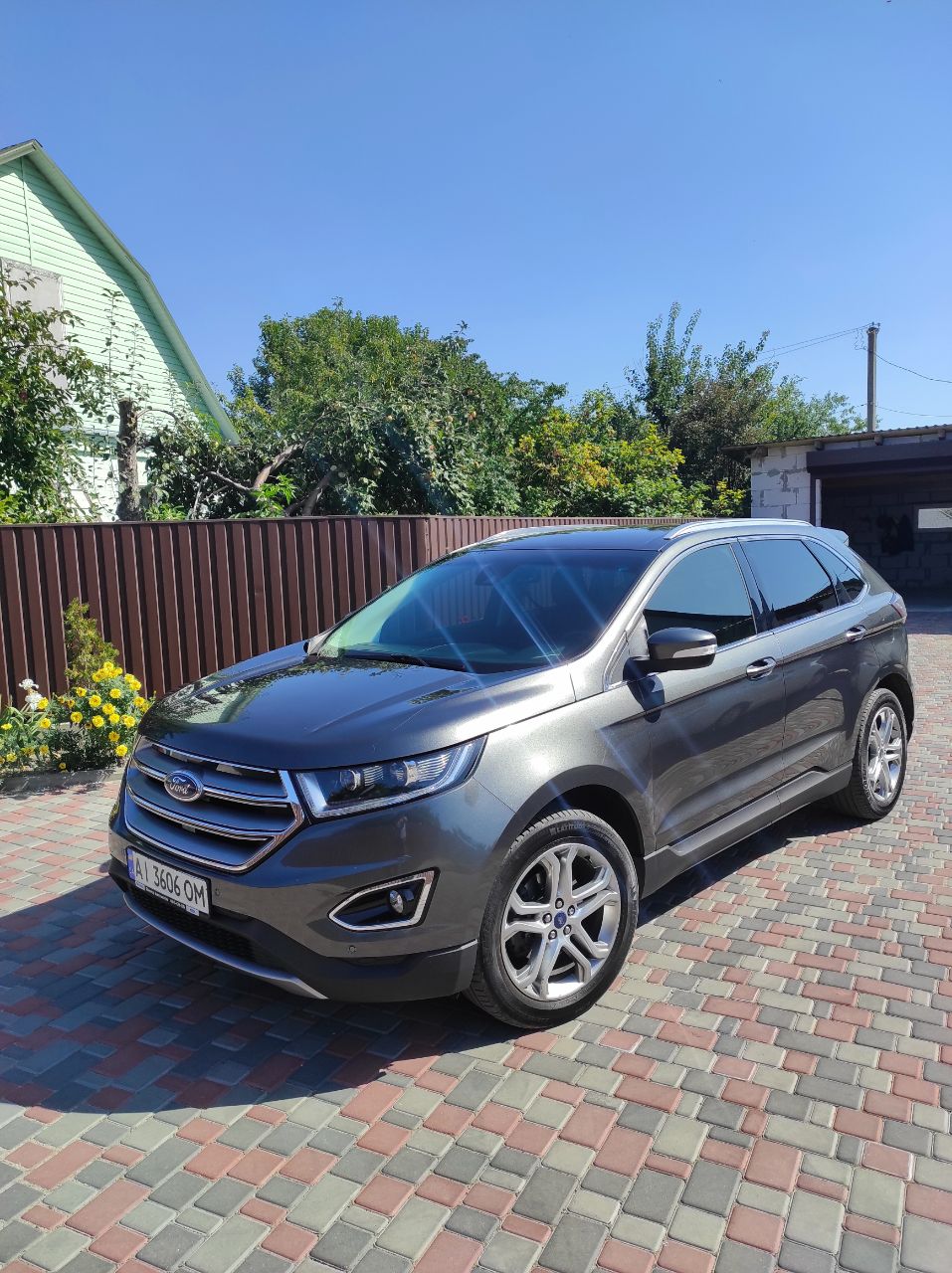 Ford Edge - фото 1