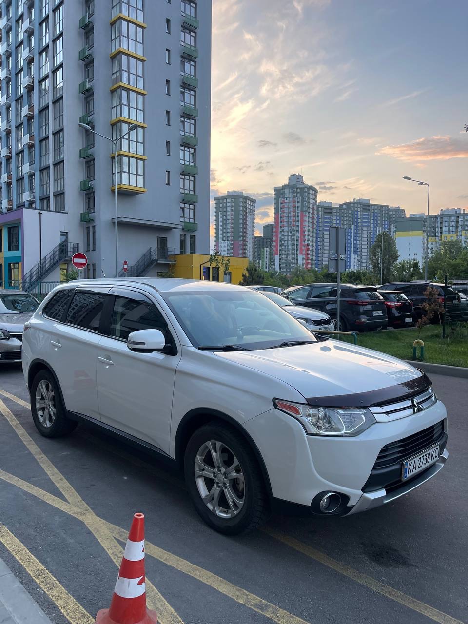 Mitsubishi Outlander - фото 4