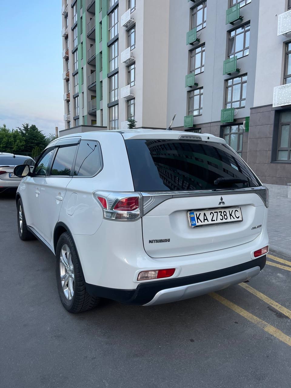 Mitsubishi Outlander - фото 11