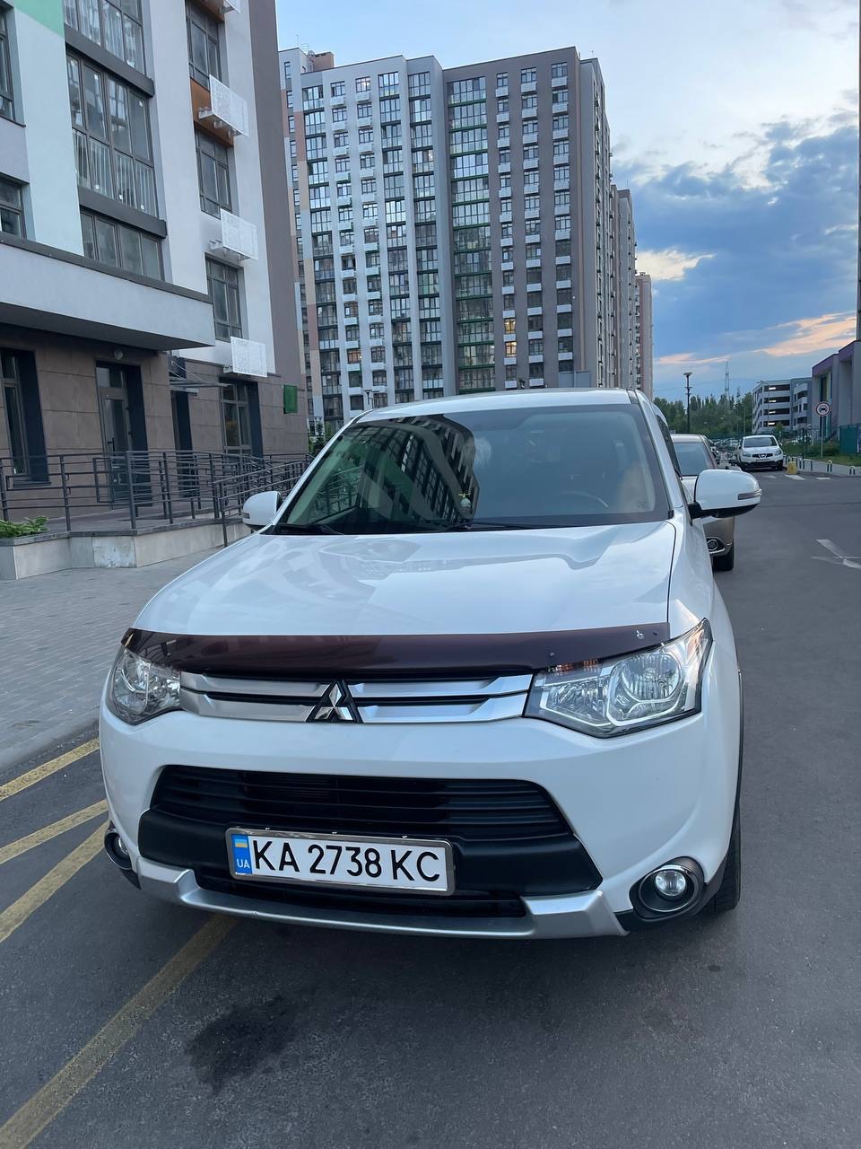 Mitsubishi Outlander - фото 5