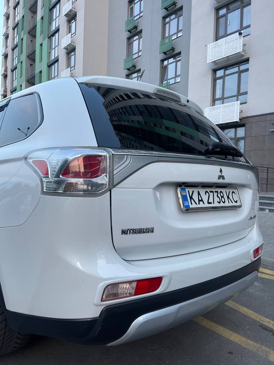 Mitsubishi Outlander - фото 13