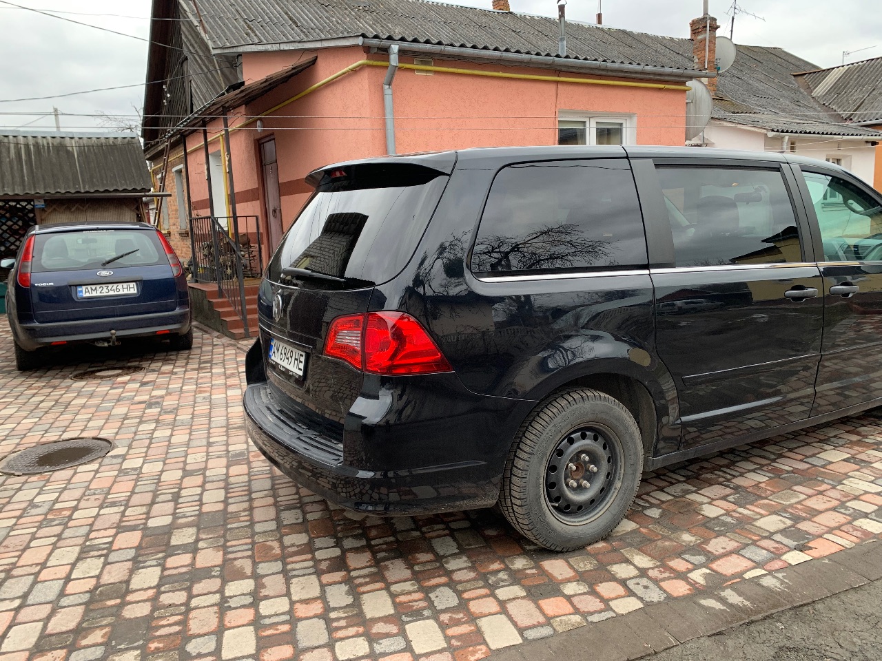 Volkswagen Routan - фото 9