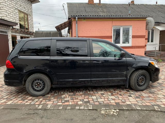 Volkswagen Routan - фото 5