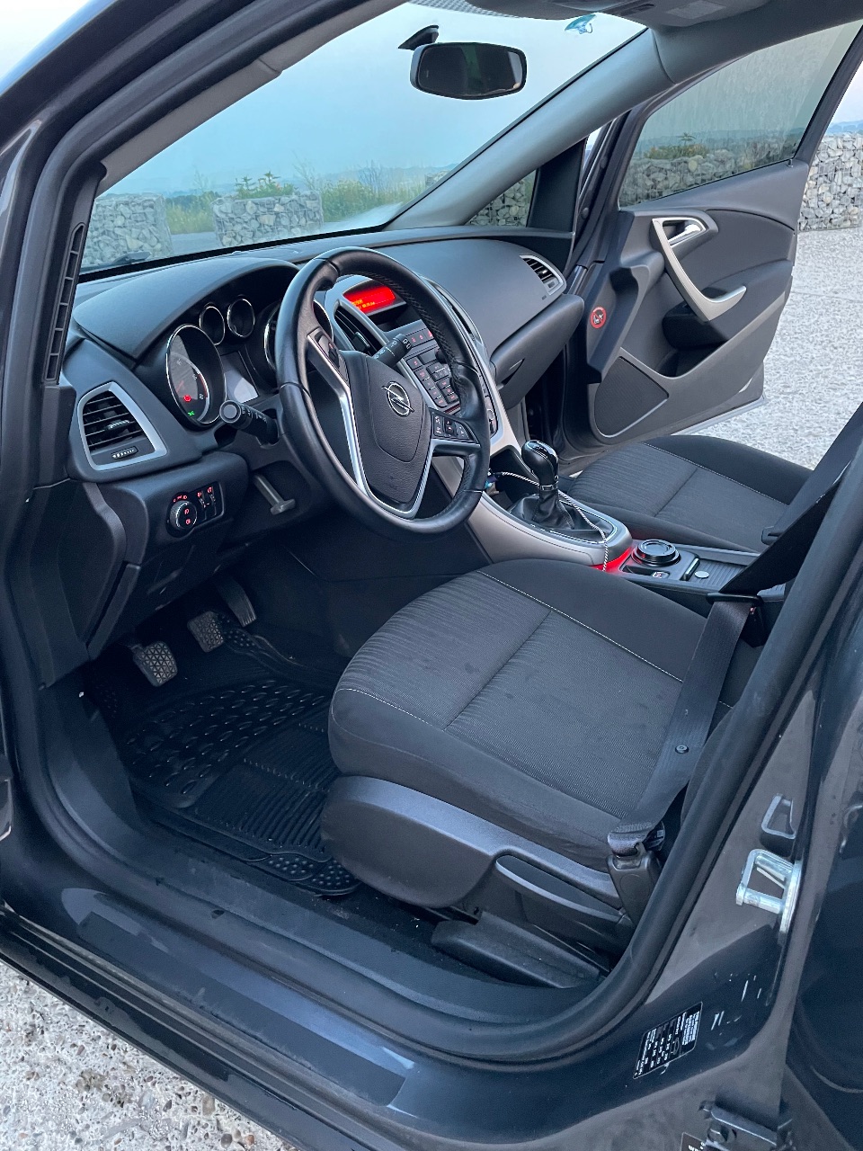 Opel Astra - фото 4