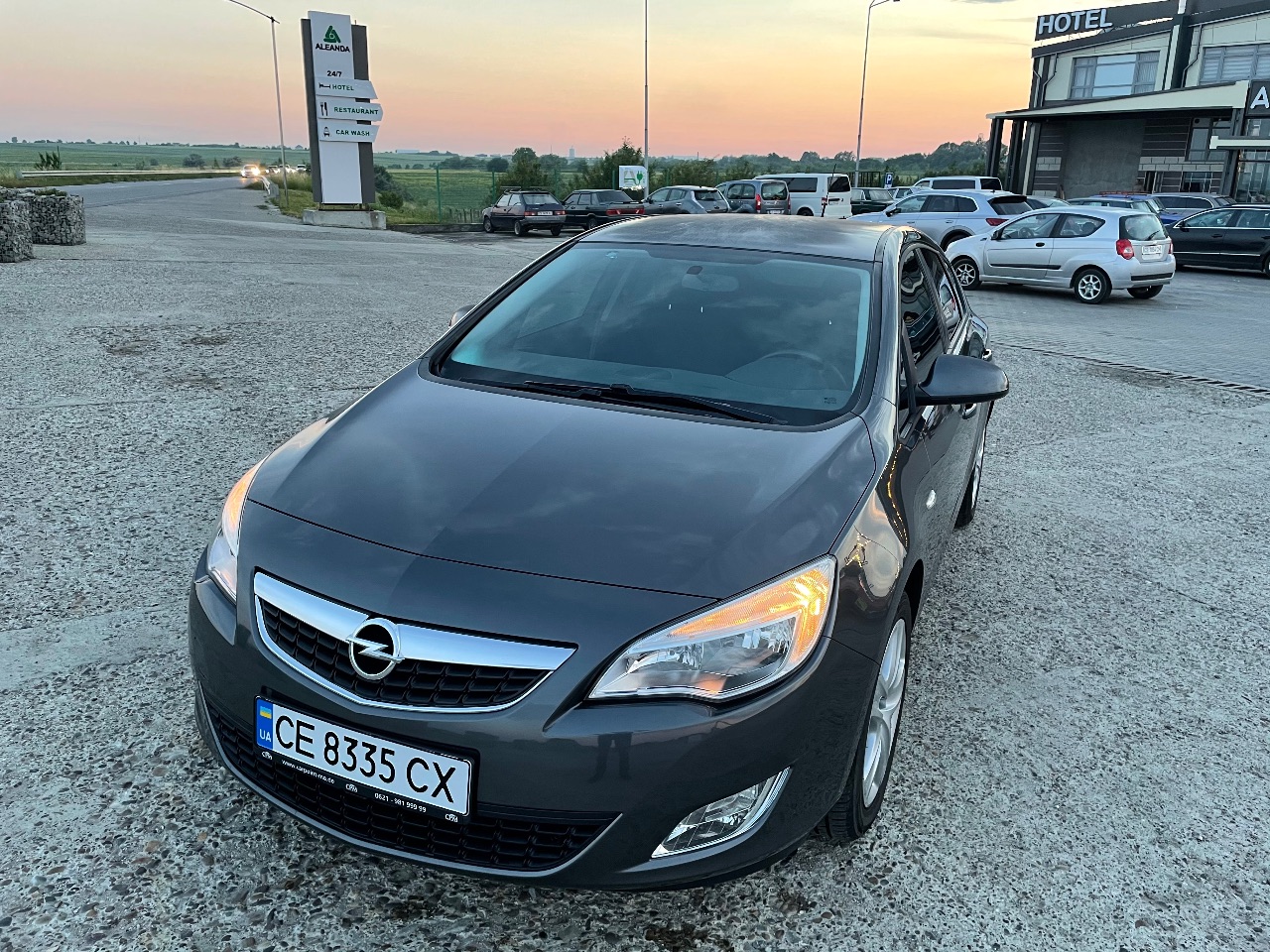 Opel Astra - фото 2