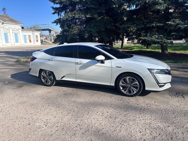 Honda Clarity - зображення 2