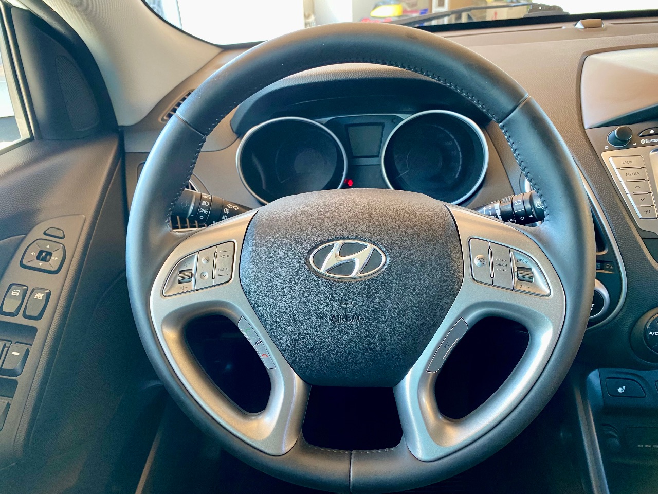 Hyundai ix35 - фото 18