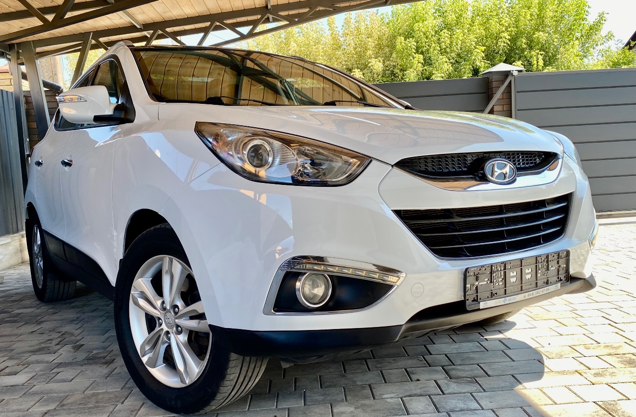 Hyundai ix35 - фото 1