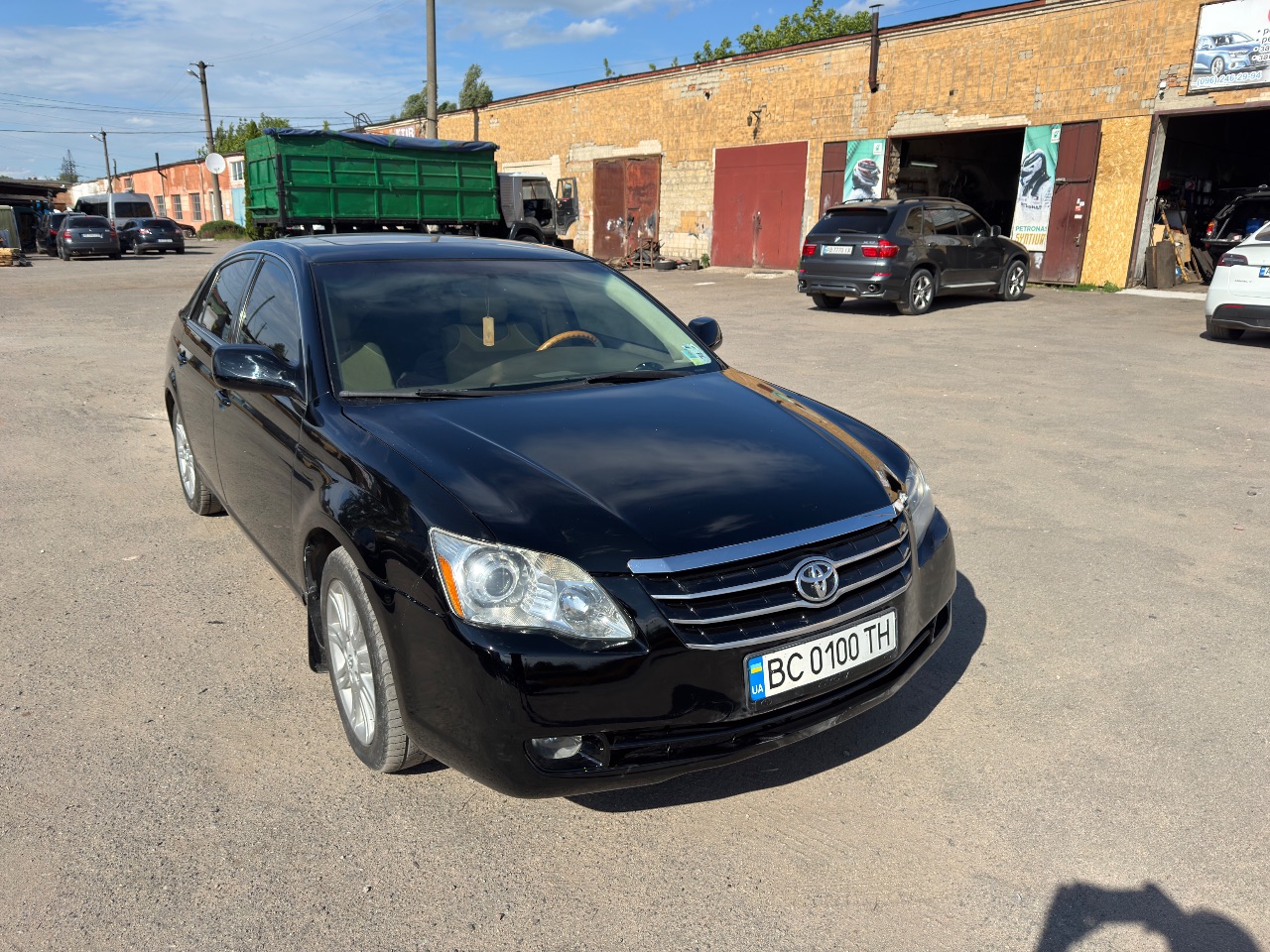 Toyota Avalon - фото 1