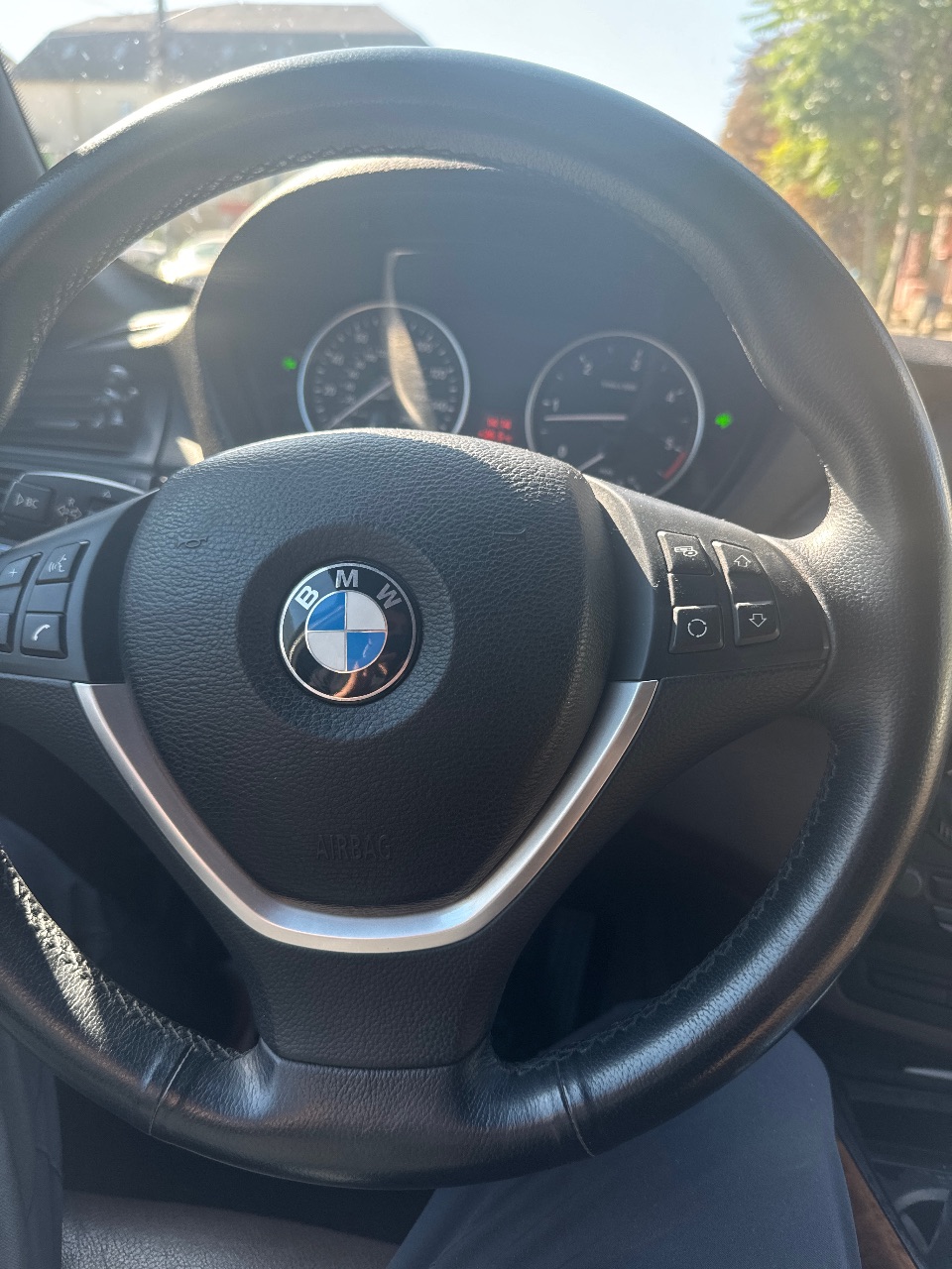 BMW X5 - фото 3