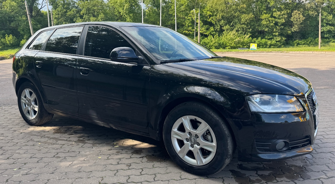 Audi A3 - фото 6