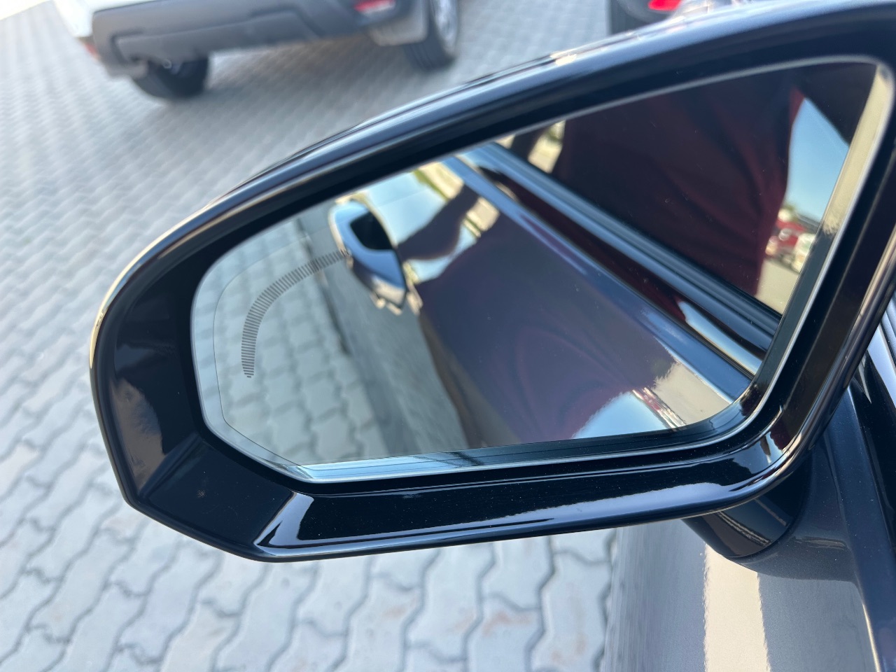 Volvo S60 - фото 17