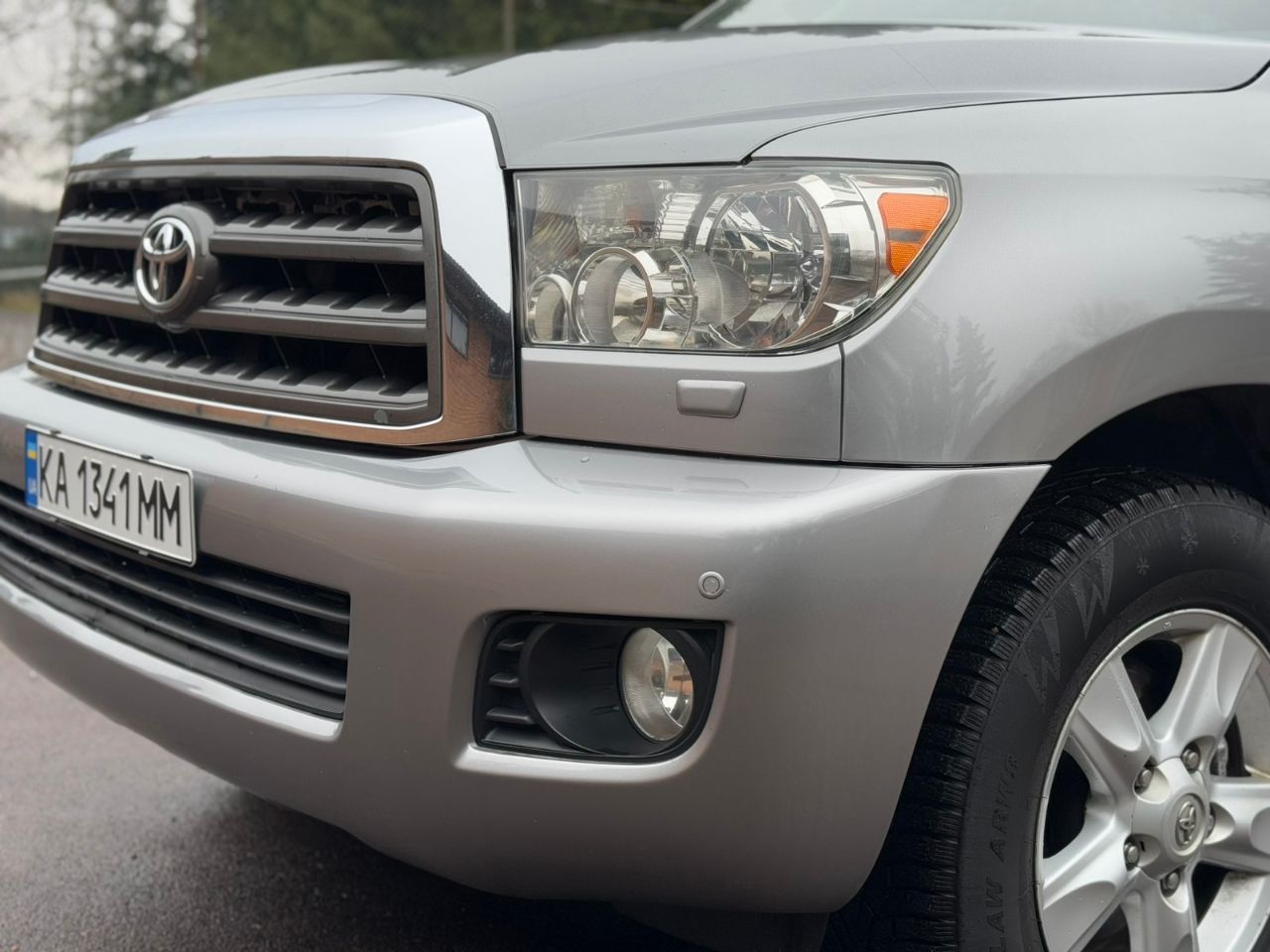 Toyota Sequoia - фото 13