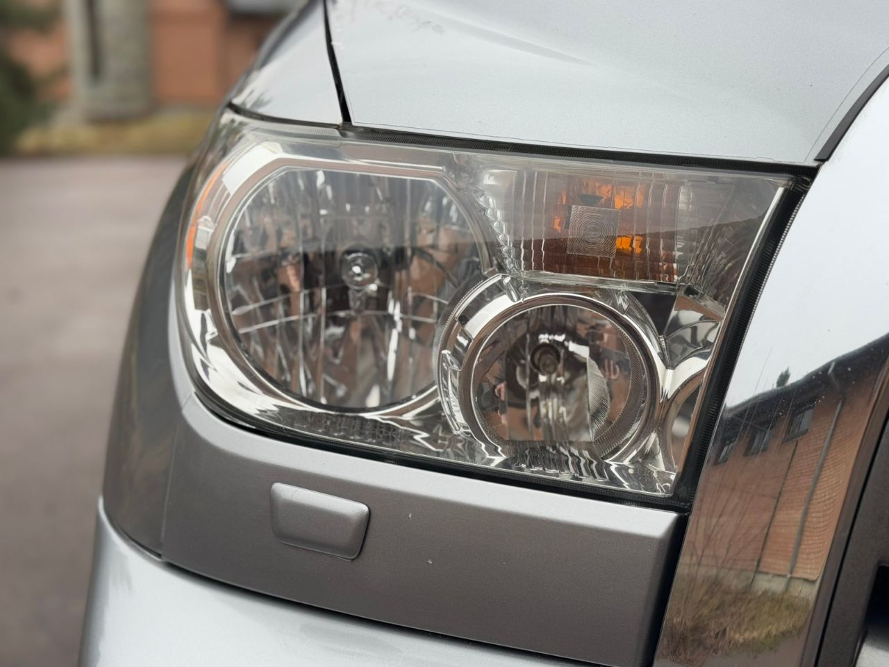 Toyota Sequoia - фото 12