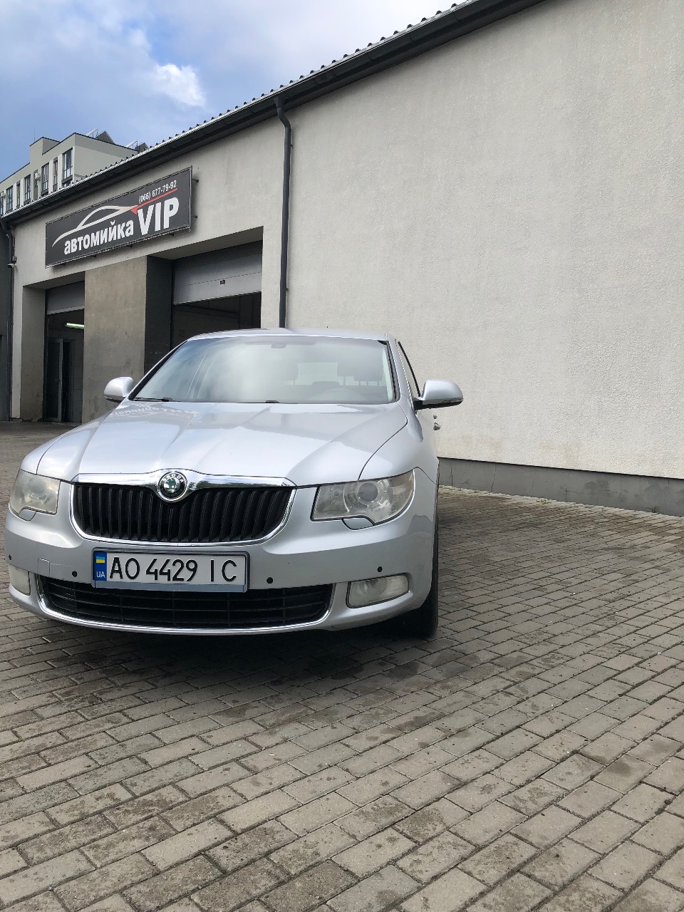 Skoda Superb - фото 1