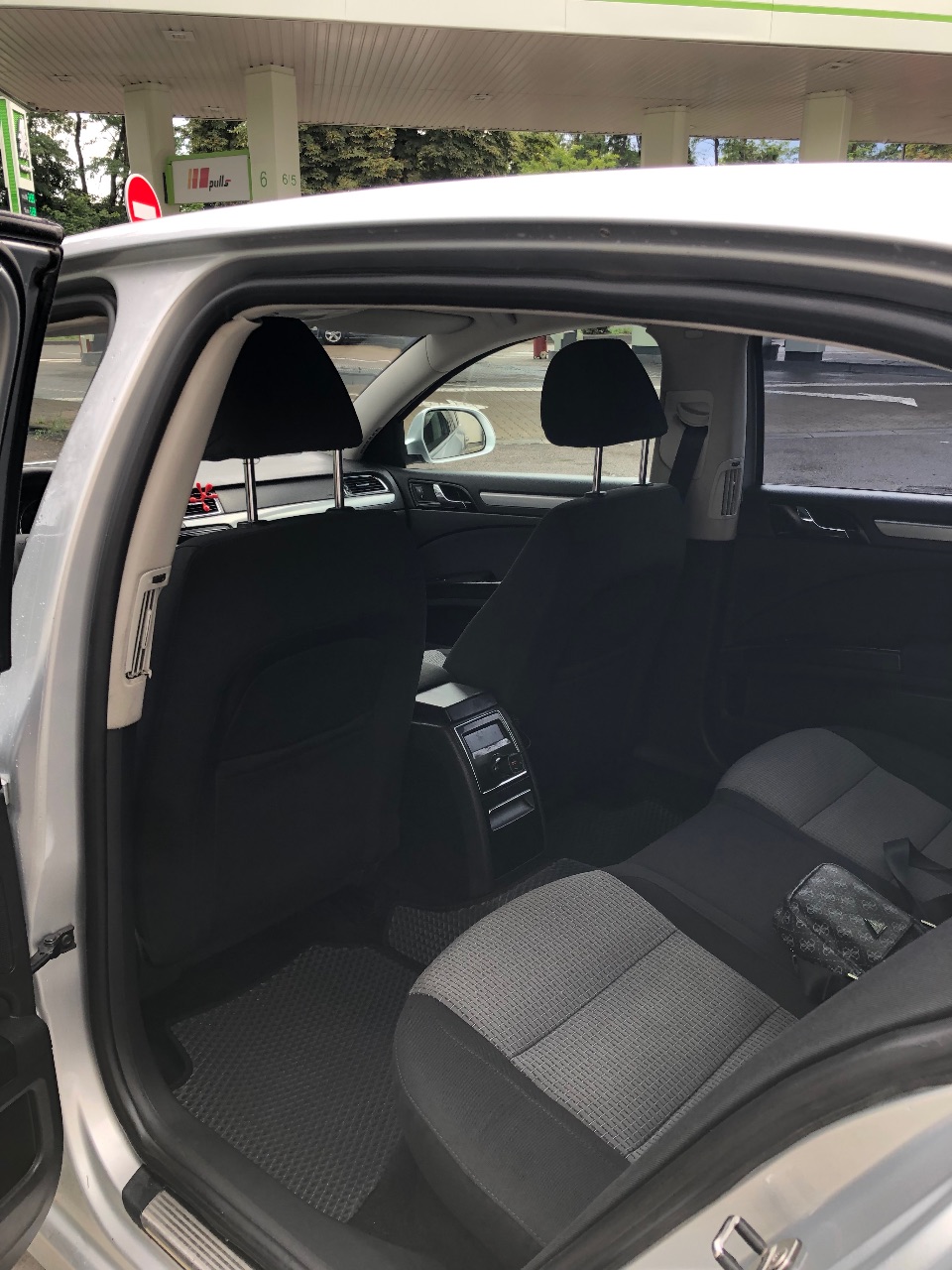 Skoda Superb - фото 5