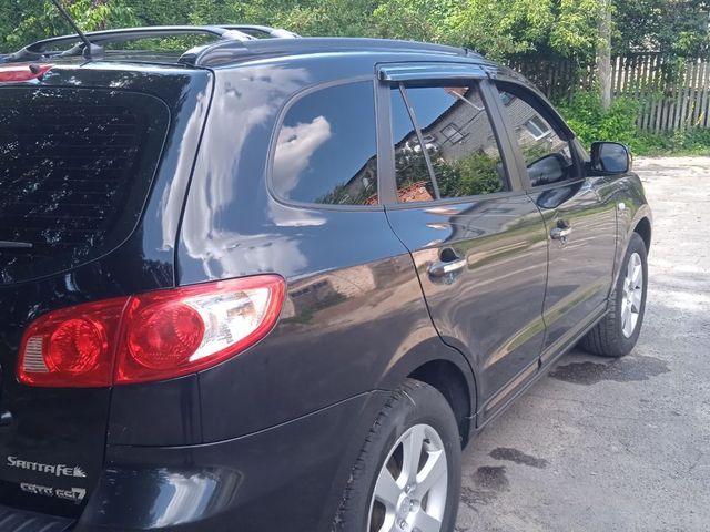 Hyundai Santa Fe - фото 3