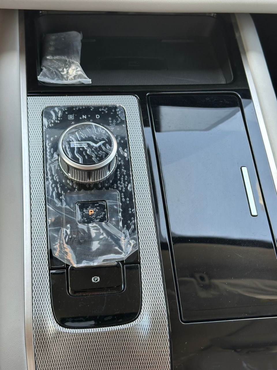 Mitsubishi Airtrek - фото 16