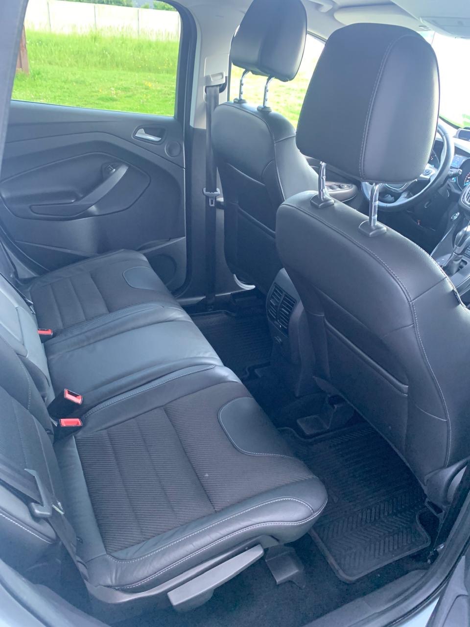 Ford Kuga - фото 7