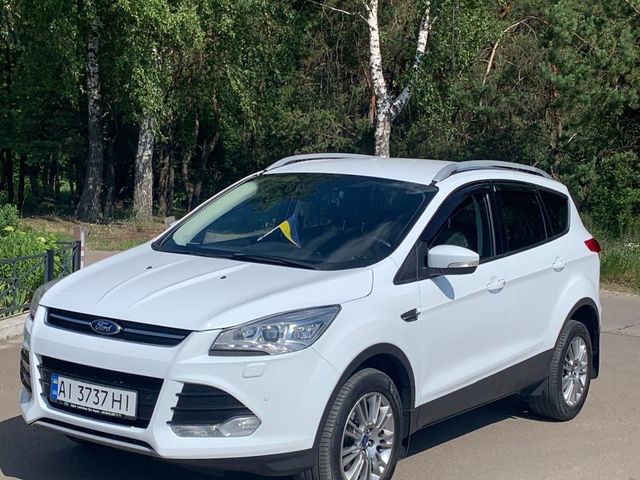 Ford Kuga - фото 2