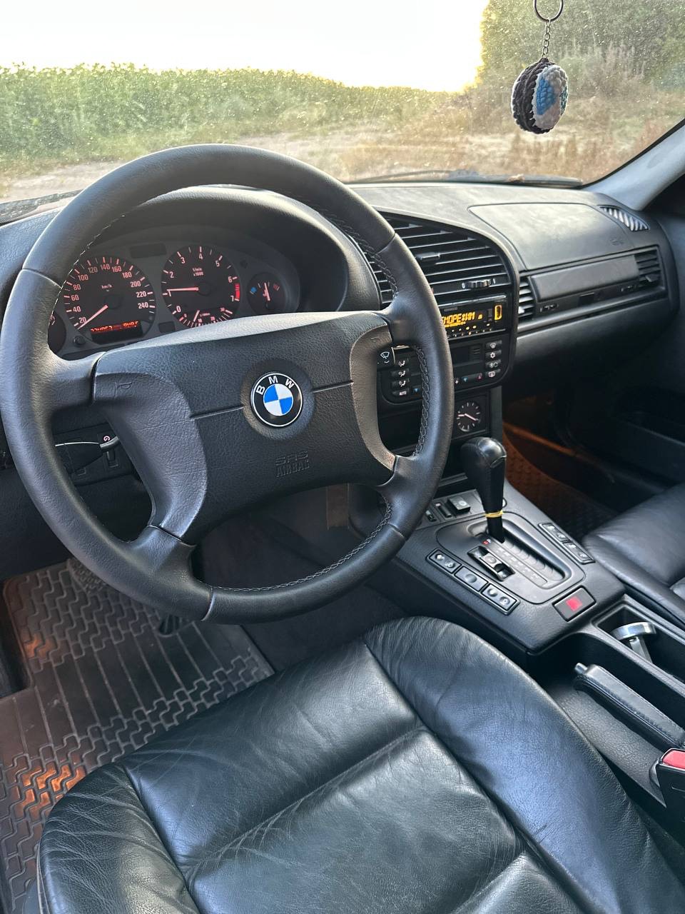 BMW 3 серії - фото 8