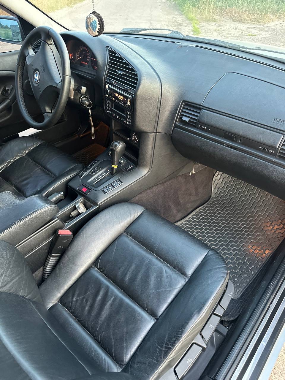 BMW 3 серії - фото 7