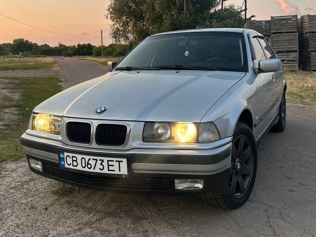 BMW 3 серії - зображення 1