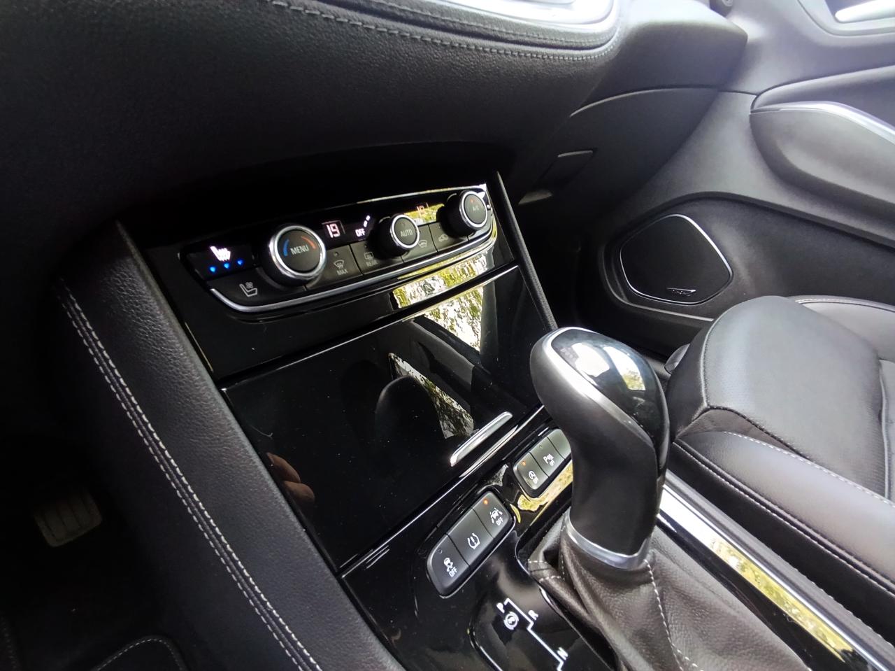 Opel Grandland X - фото 31