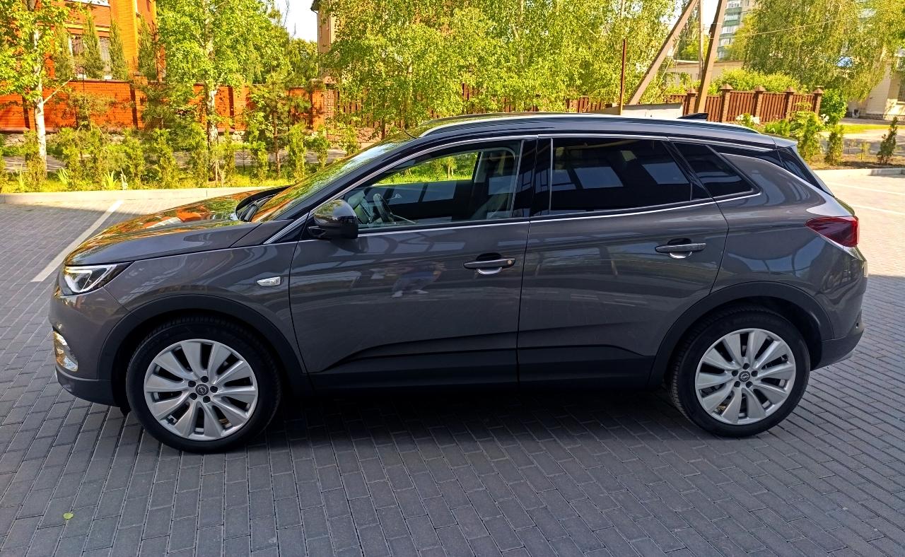 Opel Grandland X - фото 12