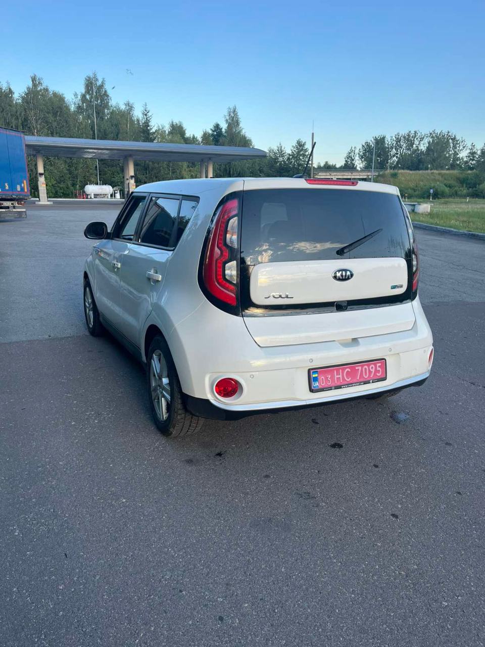 Kia Soul EV - фото 12