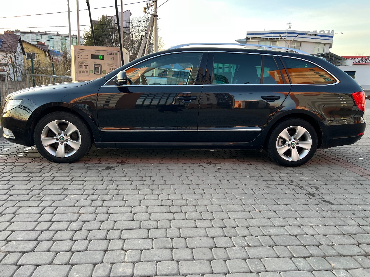 Skoda Superb - фото 3