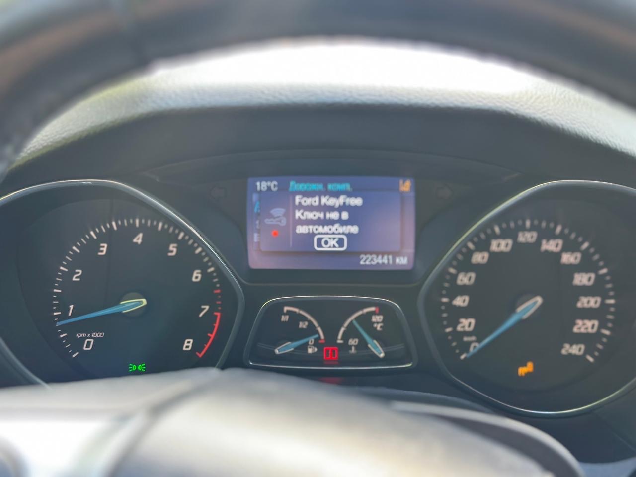 Ford Focus ST - фото 6