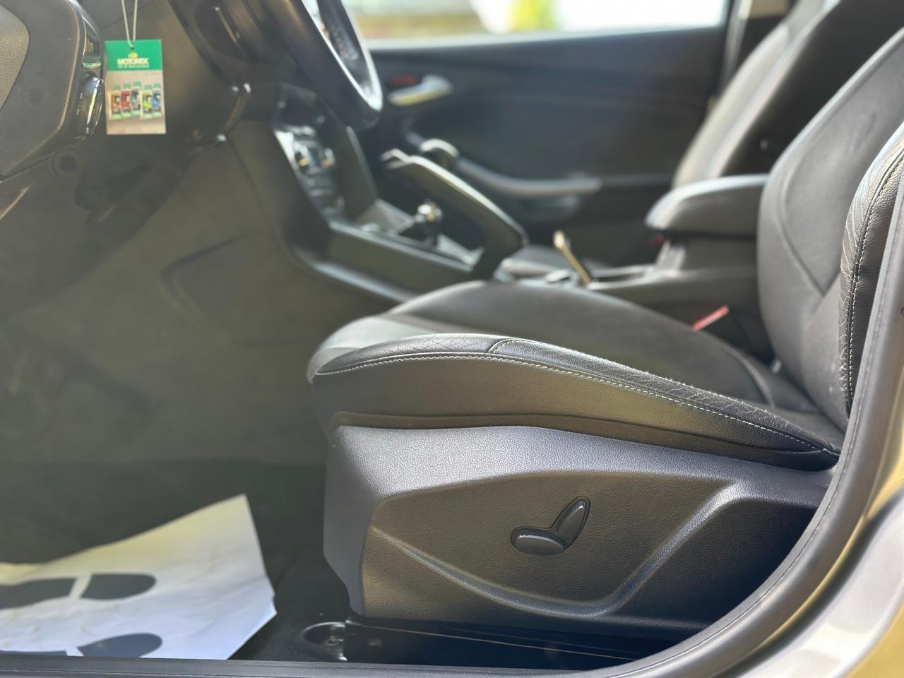 Ford Focus ST - фото 5