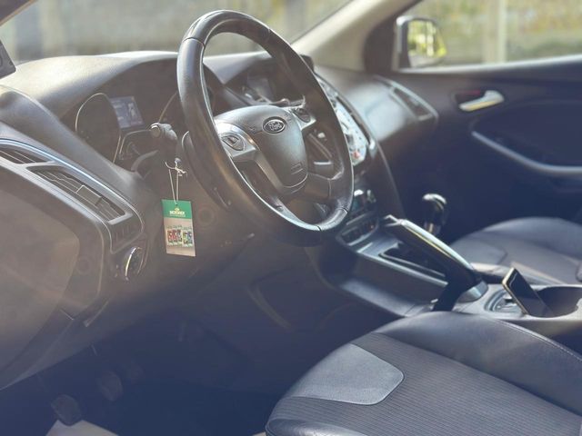 Ford Focus ST - фото 4