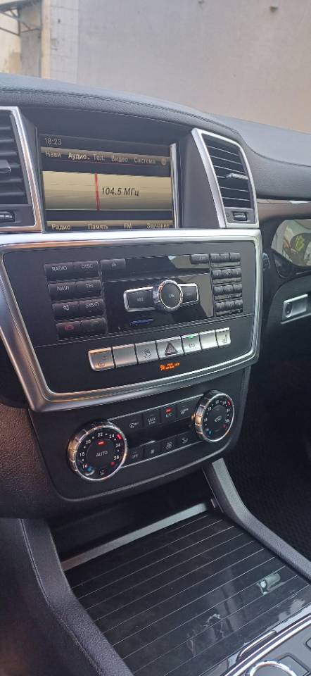 Mercedes-Benz GL-Класс - фото 23