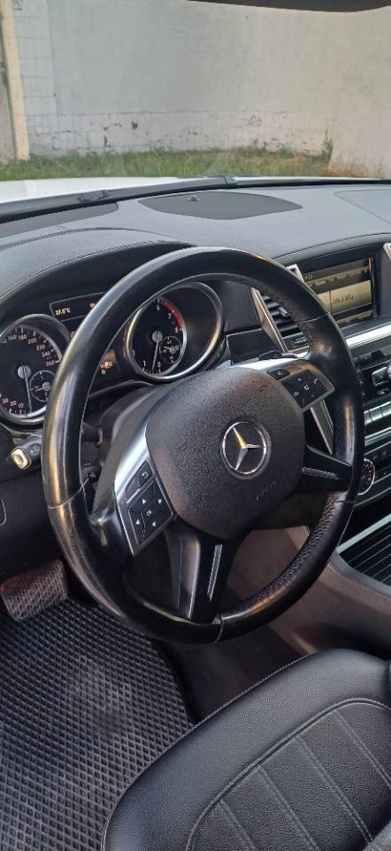 Mercedes-Benz GL-Класс - фото 22