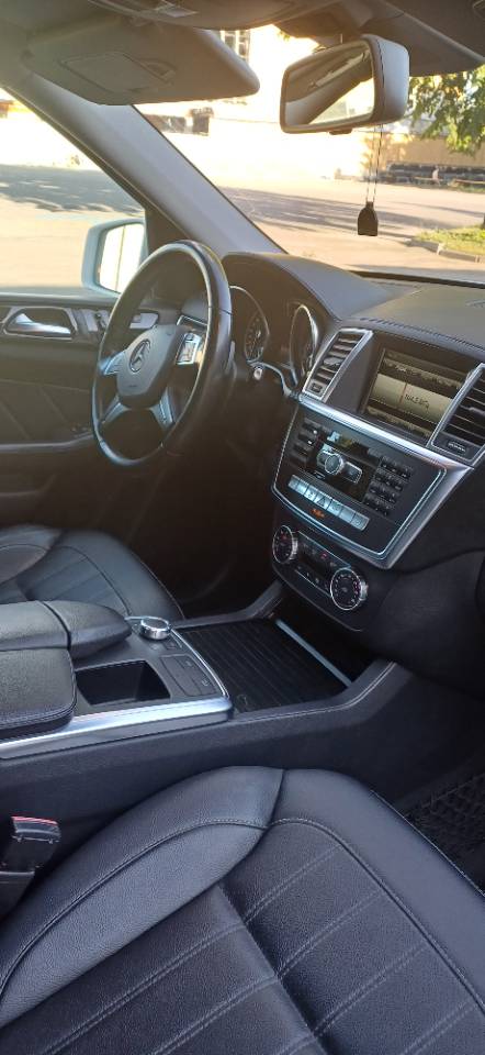 Mercedes-Benz GL-Класс - фото 12