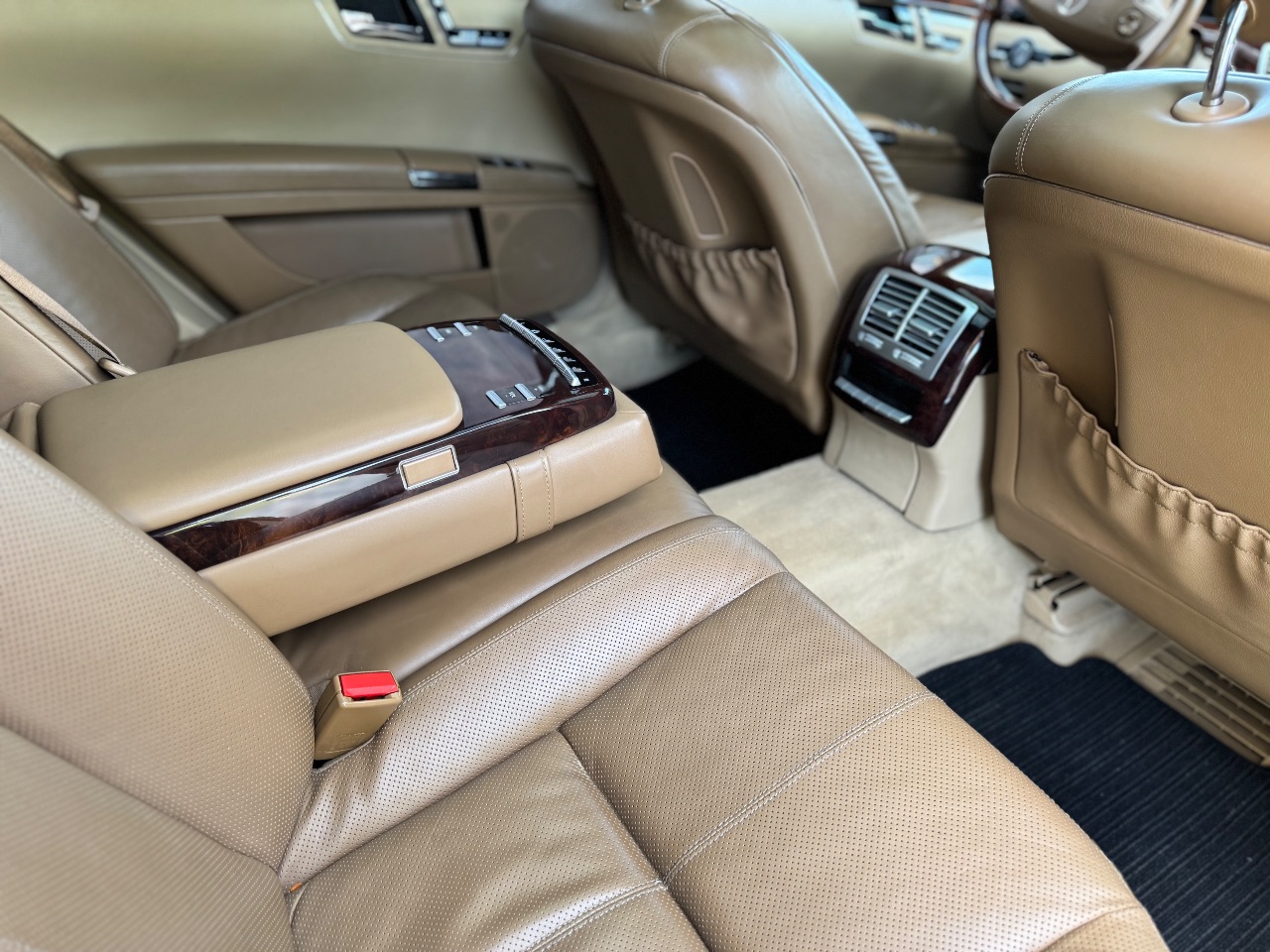 Mercedes-Benz S-Класс - фото 16